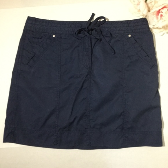 LOFT Dresses & Skirts - Navy blue chino skirt Ann Taylor loft size 12